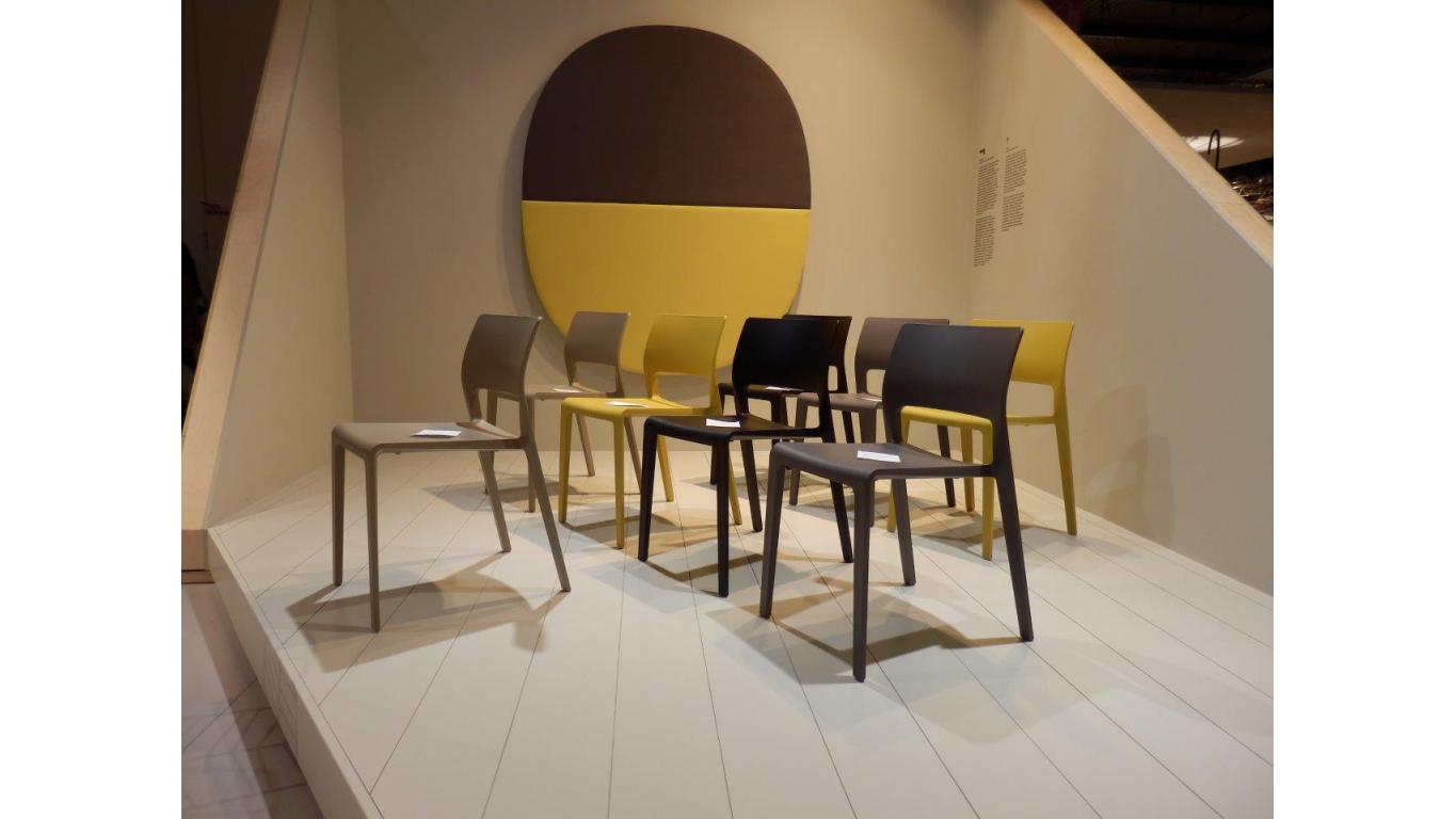 开云（中国） - 坐具|餐椅|办公家具|设计师家具|Juno 洽谈椅/培训椅